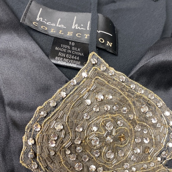 Nicole Miller Collection 💯 Silk Gorgeous Crystal Beading Top NeverUsed - Picture 14 of 16